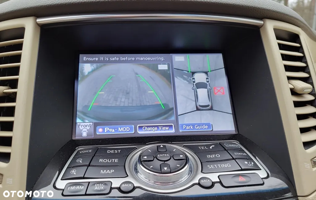 Infiniti QX70 3.0d S Premium - 28
