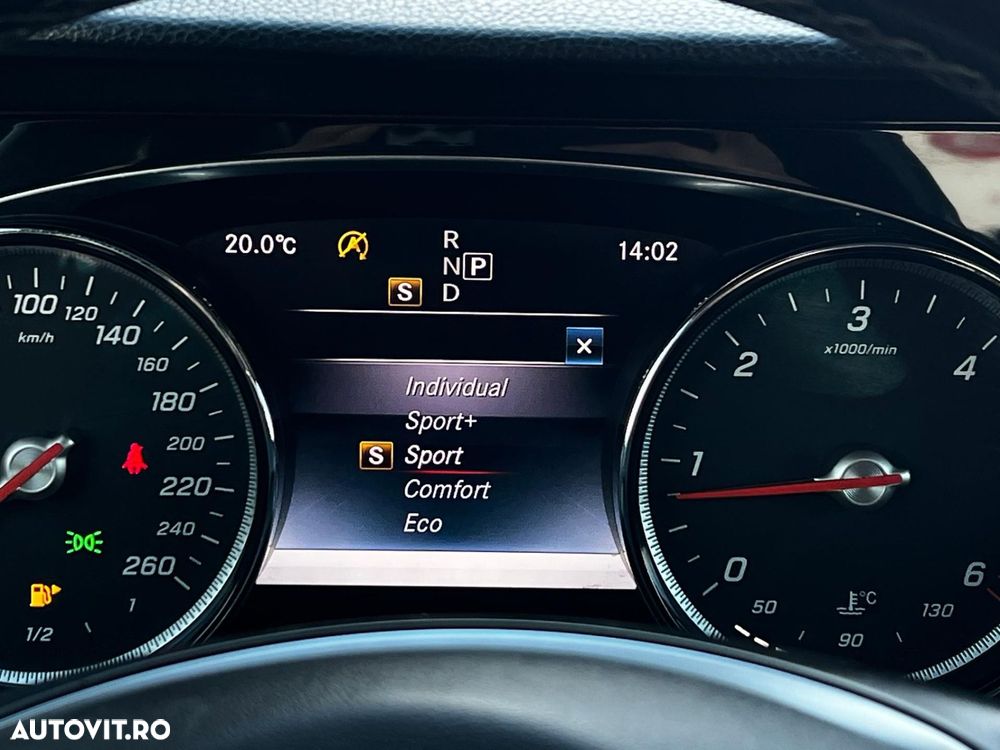 Mercedes-Benz E - 15