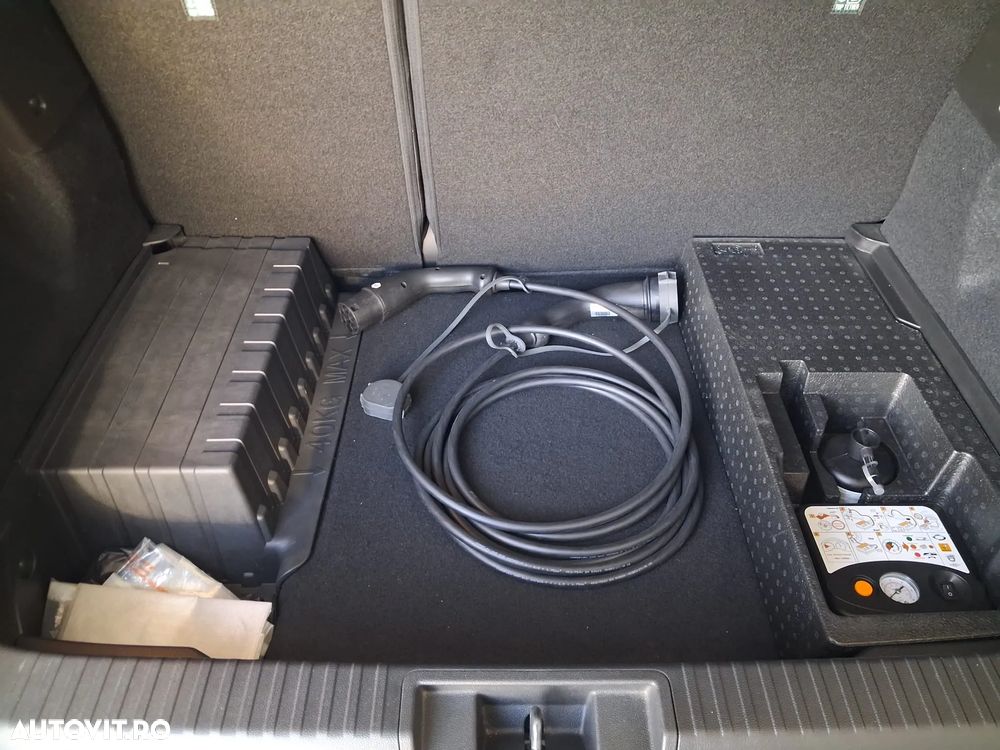 Renault Captur E-Tech Plug-In-Hybrid Intens - 30