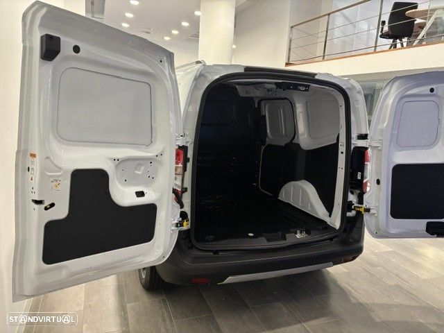 Ford Transit Courier 1.5 TDCi EcoBlue Active - 4