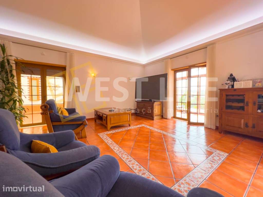 Quintinha com moradia T4+1 com piscina e zonas de Lazer em terreno ... - Grande imagem: 4/49