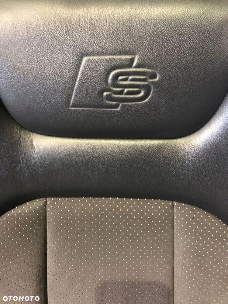 FOTELE TAPICERKA AUDI Q7 4M 7-OS GRZANE S-LINE - 4