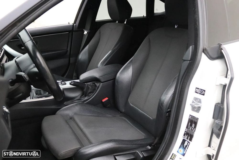 BMW 418 Gran Coupé d Line Sport - 32