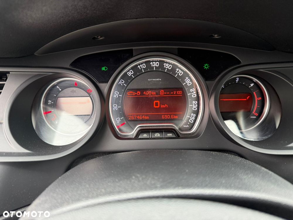 Citroën C5 2.0 HDi Attraction - 14
