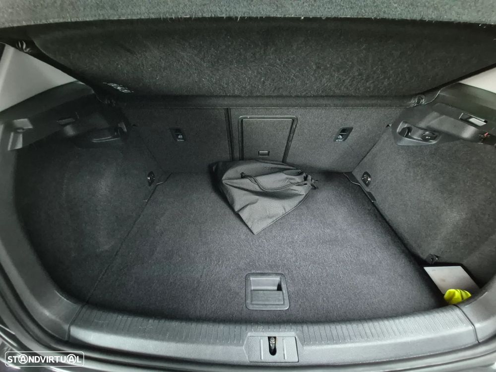 VW e-Golf Standard - 11