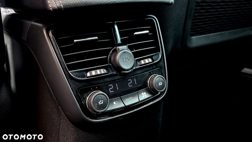 Peugeot 508 BlueHDi FAP 180 Automatik Stop&Start Allure - 36