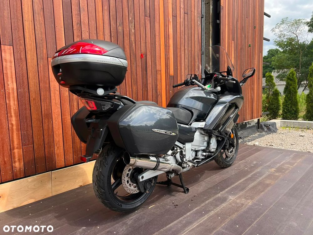 Yamaha FJR - 5