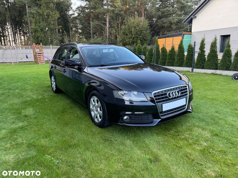 Audi A4 - 4