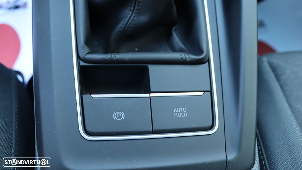 VW Golf 1.0 TSI Life - 52