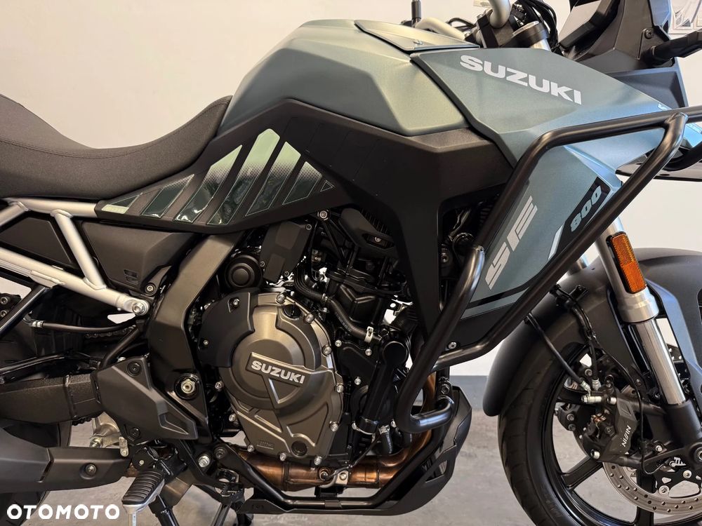 Suzuki V-STROM - 16