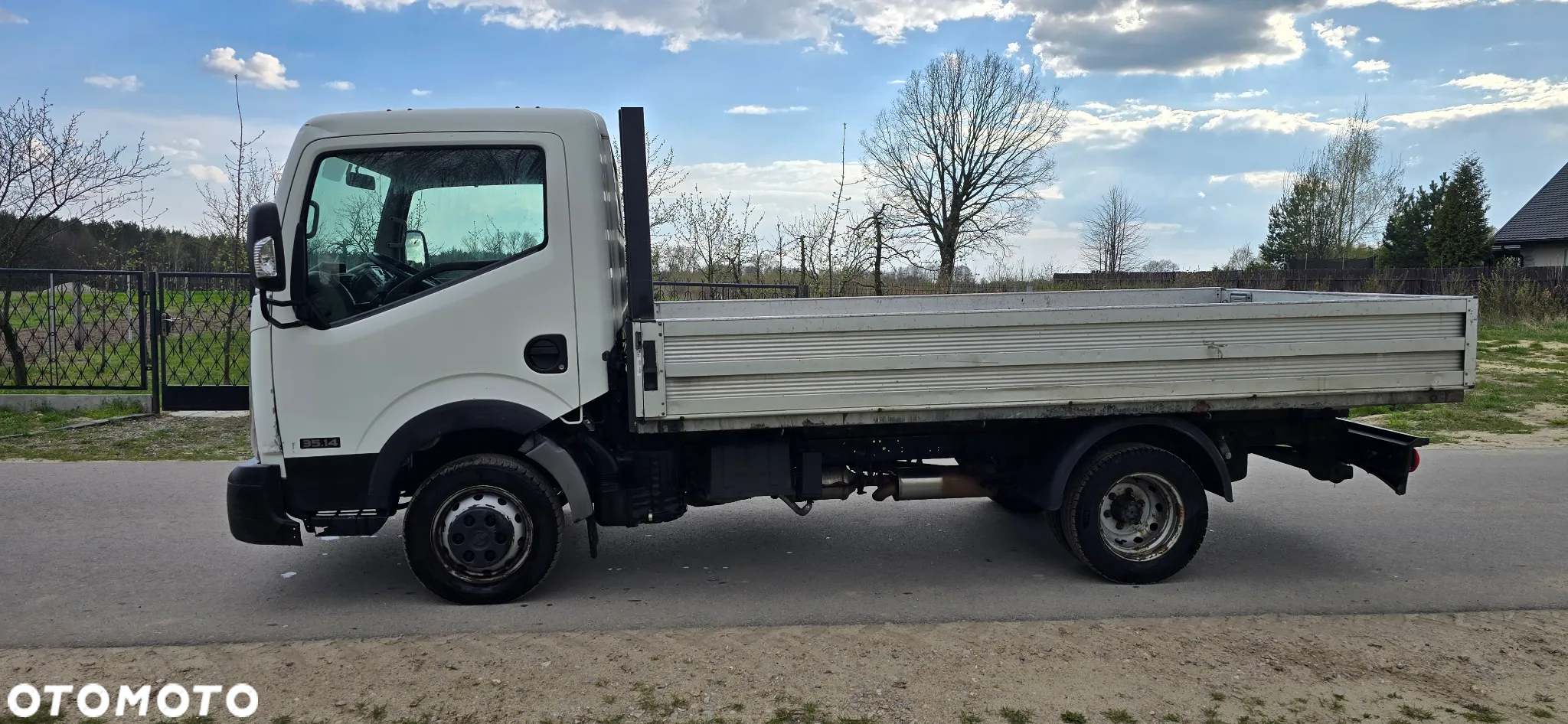 Nissan Cabstar NT400 - 2