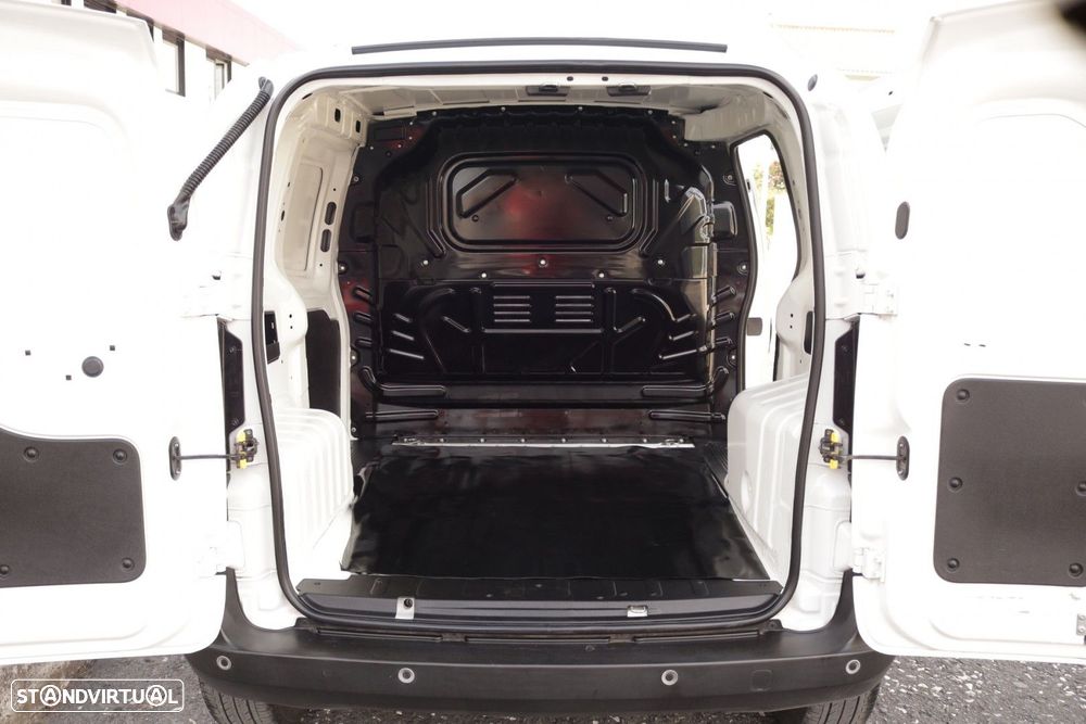 Fiat Fiorino 1.3 M-Jet SX 95cv - 12