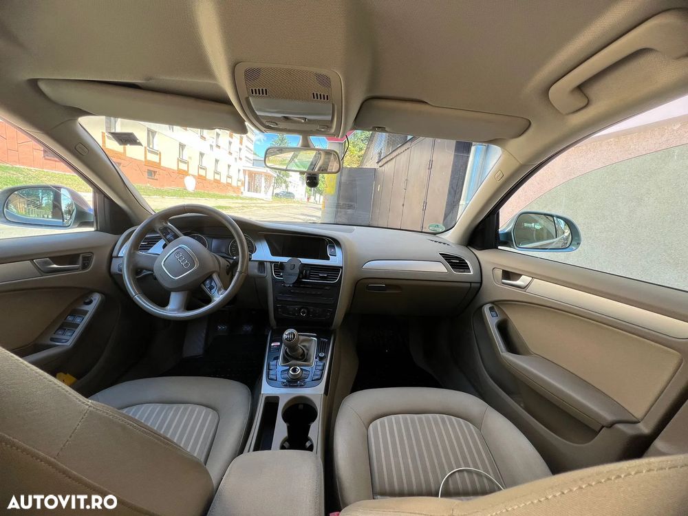 Audi A4 2.0 TDI B8 - 8