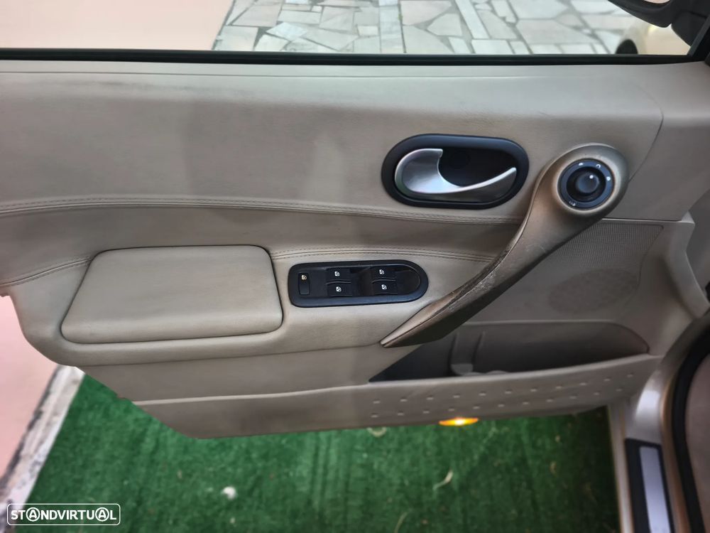 Renault Mégane Break 1.5 dCi Privilège Luxe - 12
