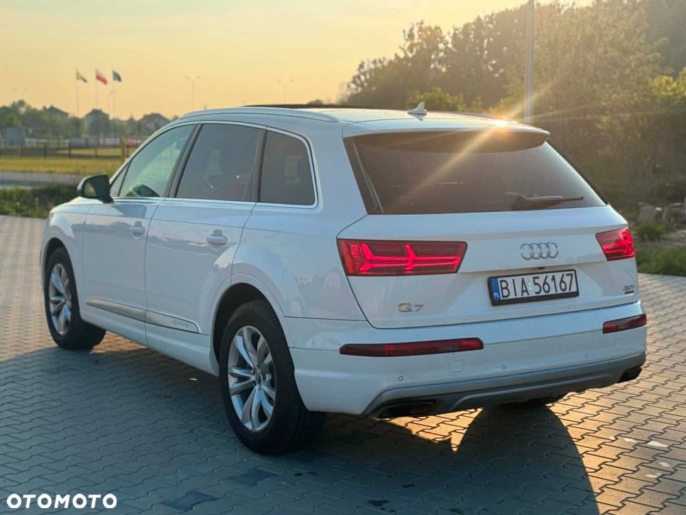 Audi Q7 - 5