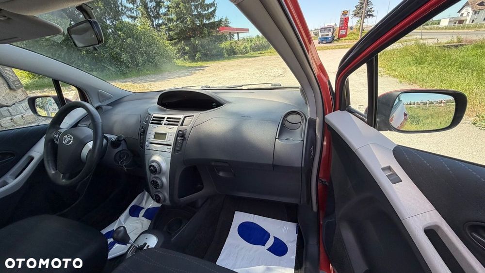 Toyota Yaris 1.3 Automatik Sol - 29