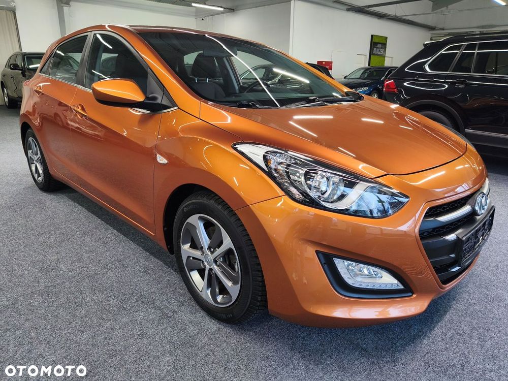 Hyundai i30 blue 1.4 YES Gold - 3