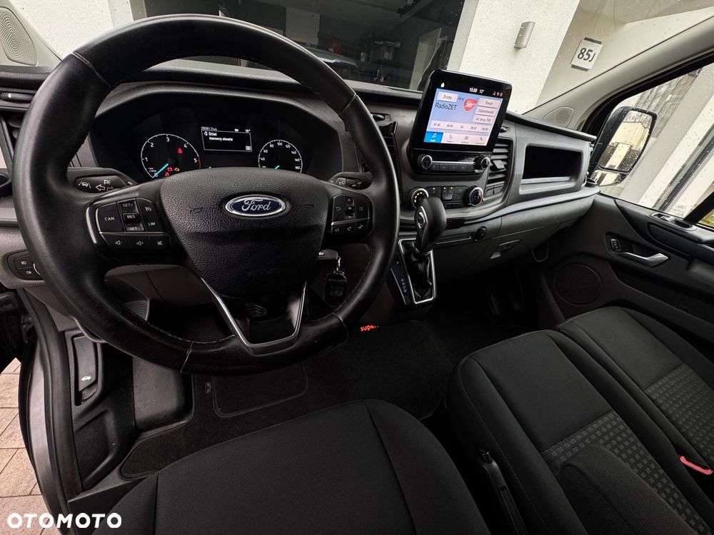 Ford TRANSIT CUSTOM - 12