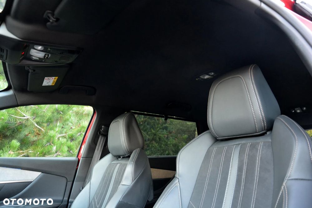 Peugeot 5008 BlueHDi 130 EAT8 GT - 26
