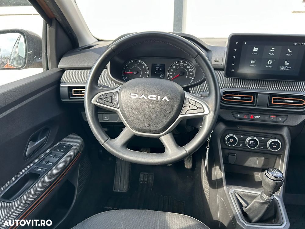 Dacia Sandero TCe 90 MT5 Expression - 11
