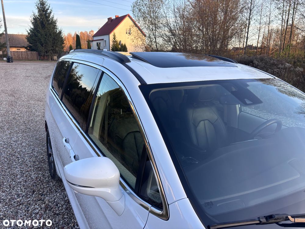 Chrysler Pacifica - 5