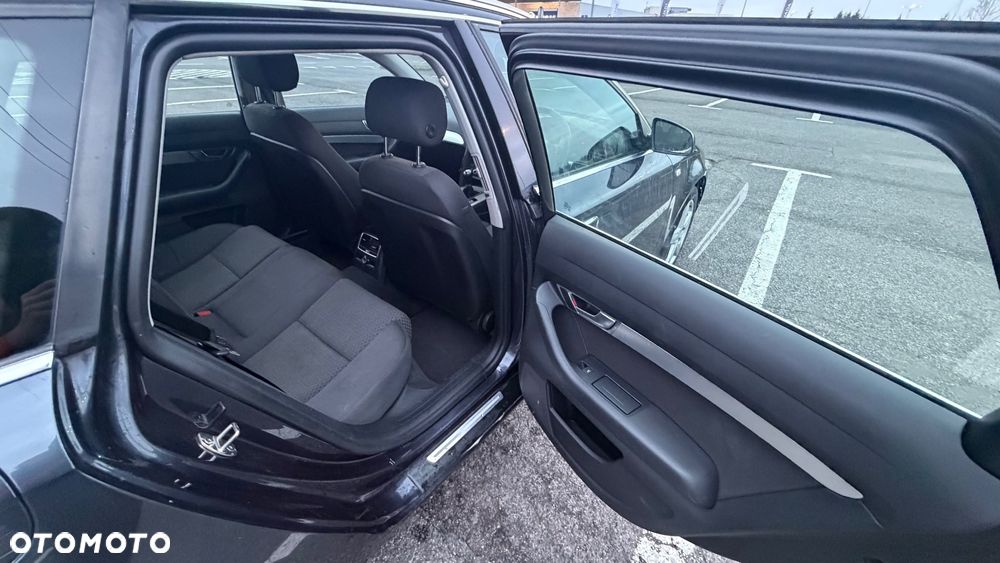 Audi A6 Avant 2.0 TDI - 13