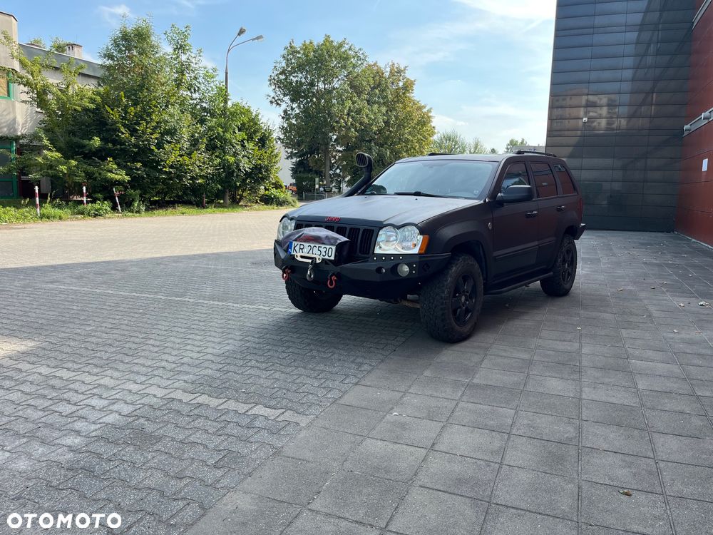 Jeep Grand Cherokee - 20
