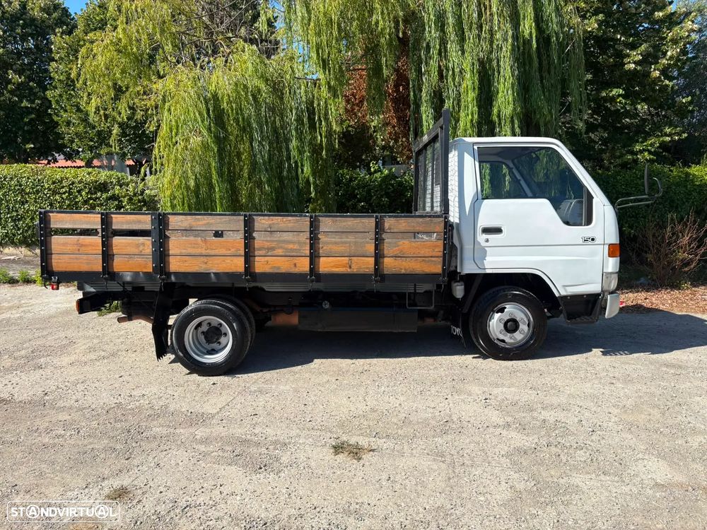 Toyota Dyna 150 2.8 - 18