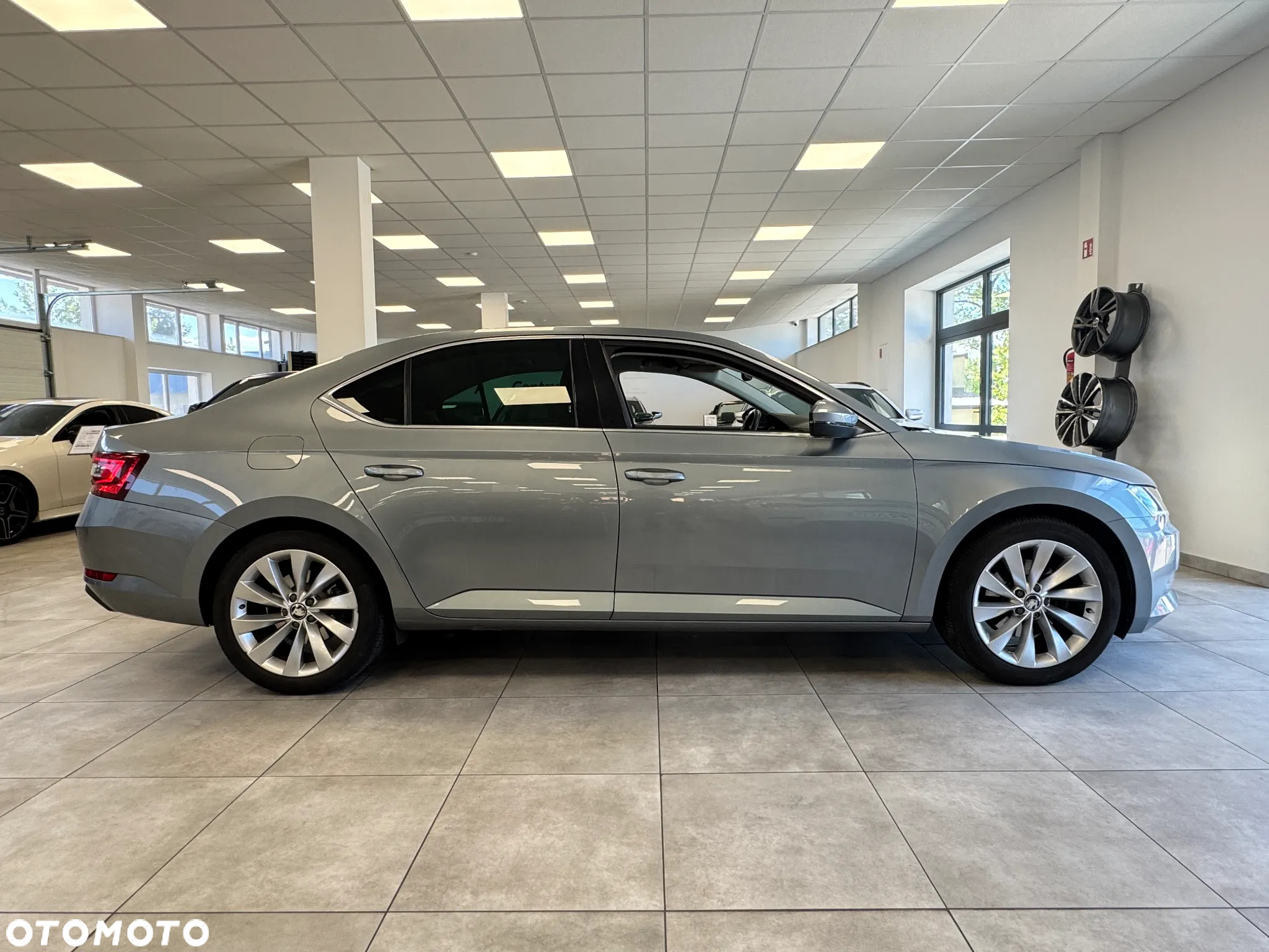 Skoda Superb 1.8 TSI Style - 4