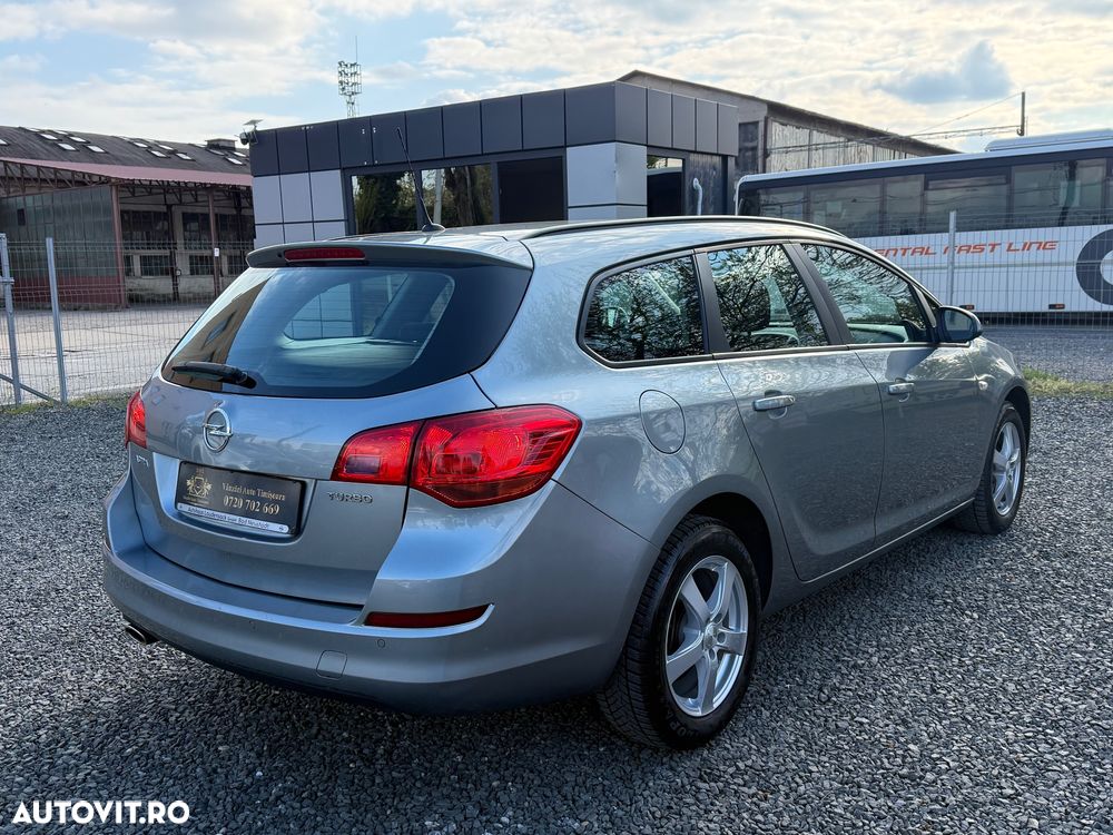 Opel Astra 1.4 Turbo Design Edition - 4