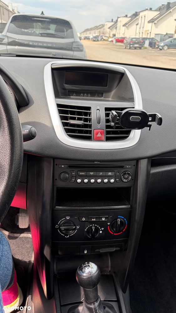 Peugeot 207 1.6 HDi - 9