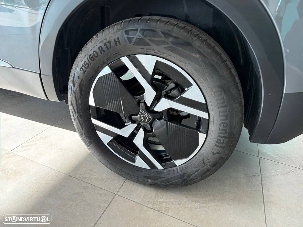 Peugeot 2008 1.2 Hybrid Allure e-DCS6 - 11