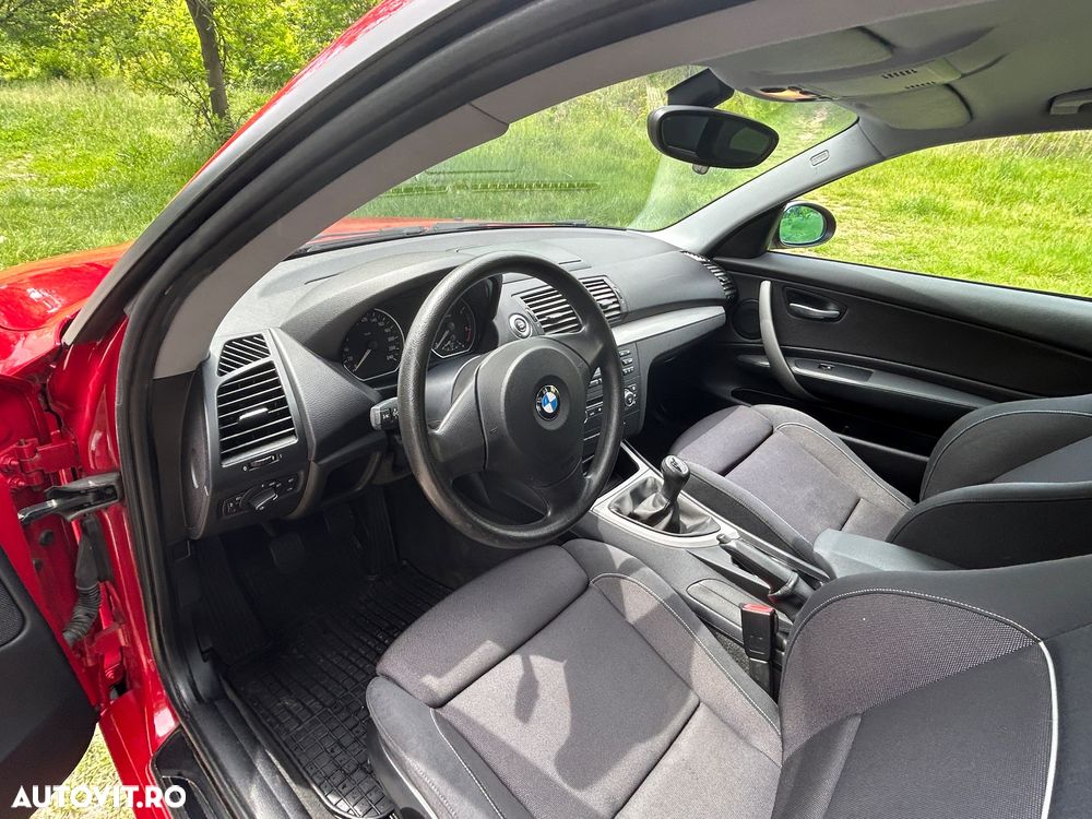 BMW Seria 1 118d - 10