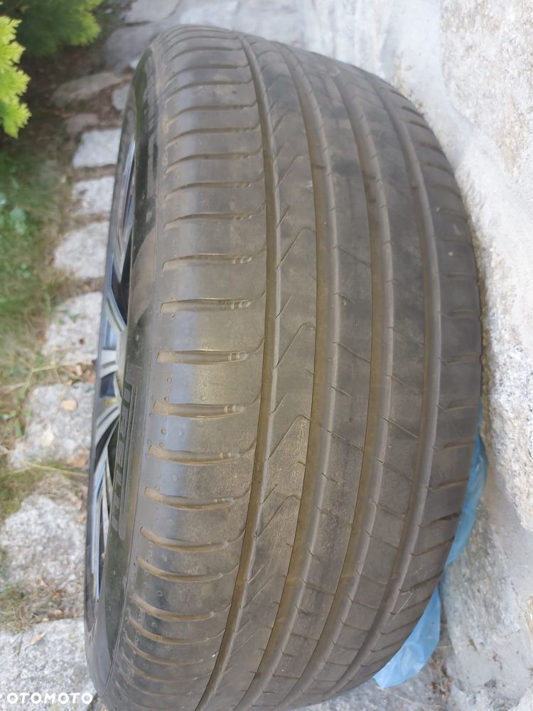 Kola kpl OE VW rozmiar  8JX18H2, Pirelli Cinturato P7 245/45, Użytkowane jeden sezon - 10