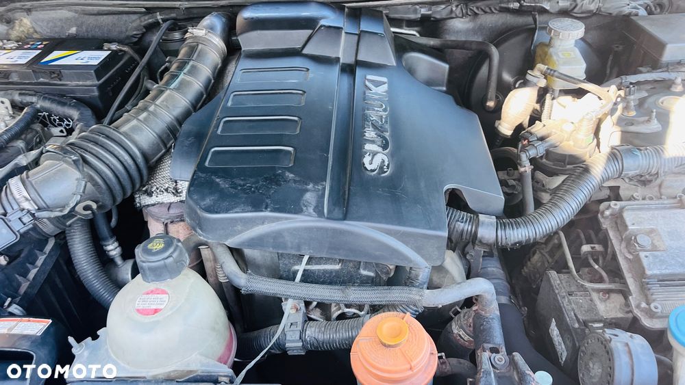 Suzuki Grand Vitara 1.9 DDiS Premium EU5 - 9