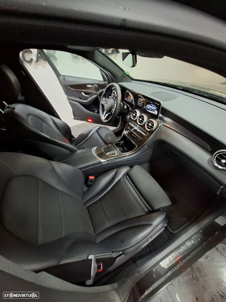 Mercedes-Benz GLC 300 de 4Matic 9G-TRONIC AMG Line - 9