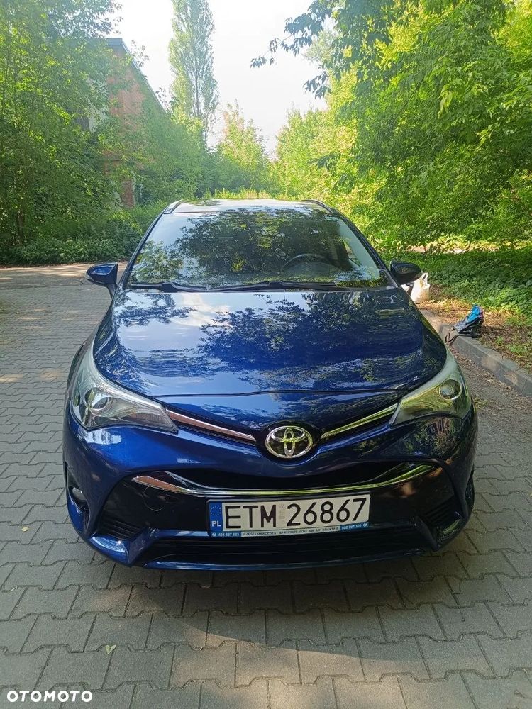 Toyota Avensis 2.0 D-4D Selection - 1