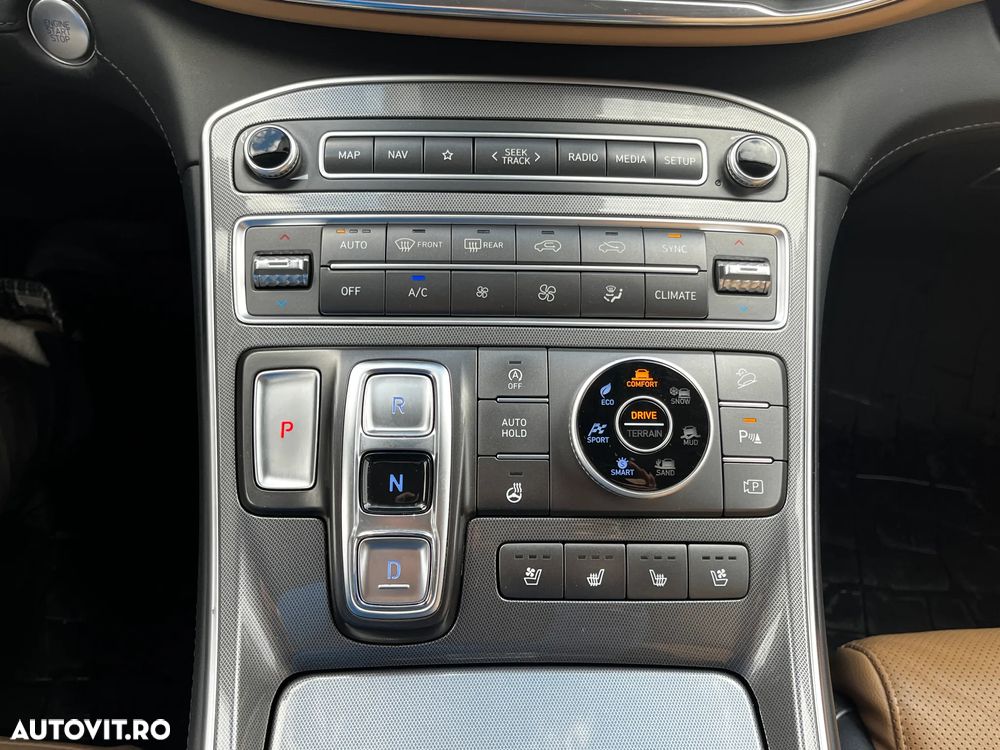 Hyundai Santa Fe - 23