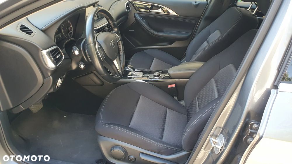 Infiniti Q30 1.5d DCT Business - 10
