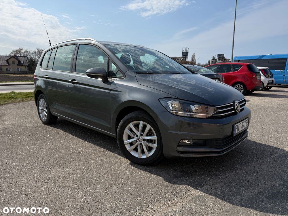Volkswagen Touran - 2