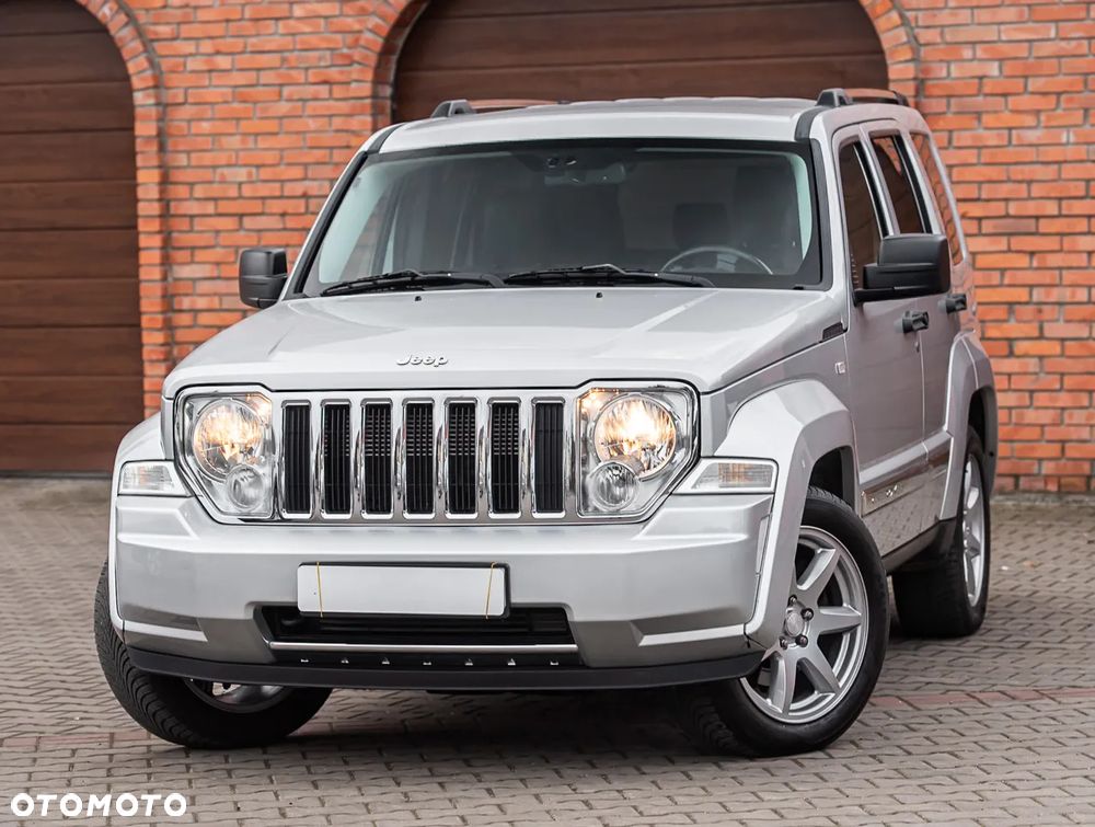 Jeep Cherokee 3.7L Limited - 12