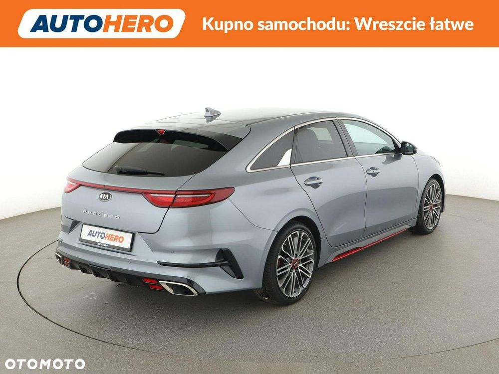 Kia ProCeed - 8