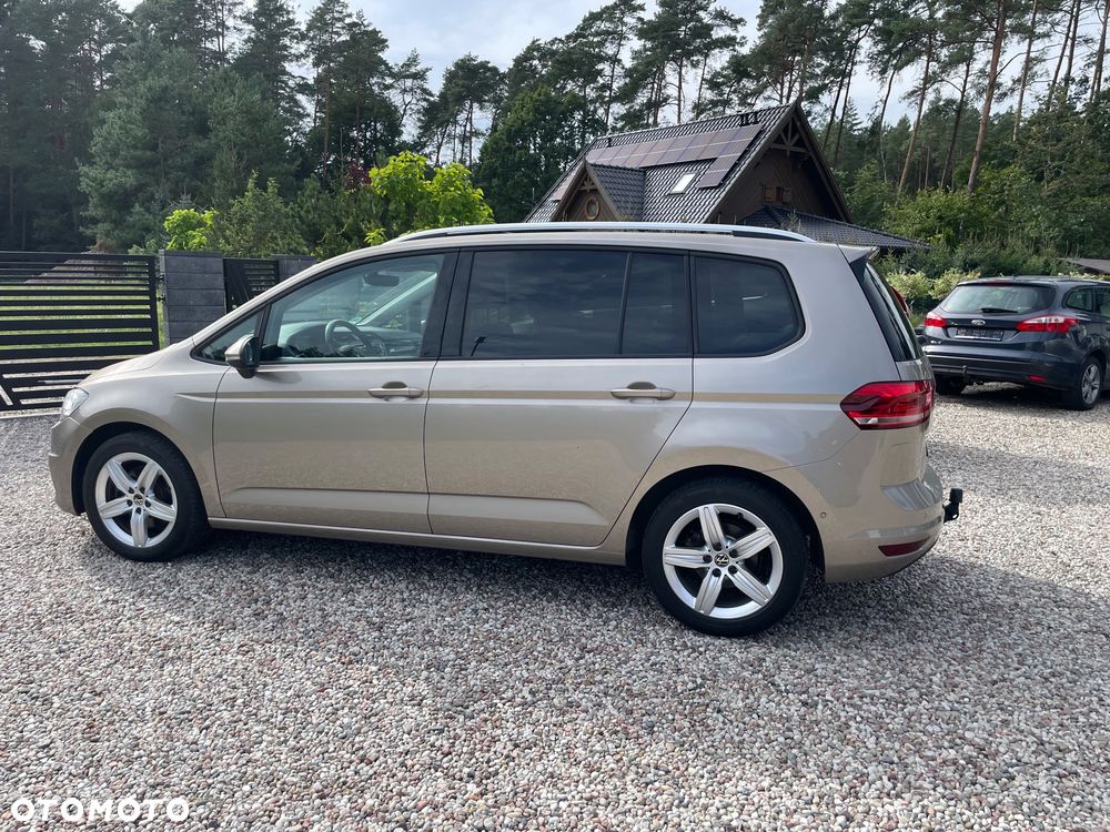 Volkswagen Touran 1.6 TDI SCR BlueMotion Technology Comfortline - 4