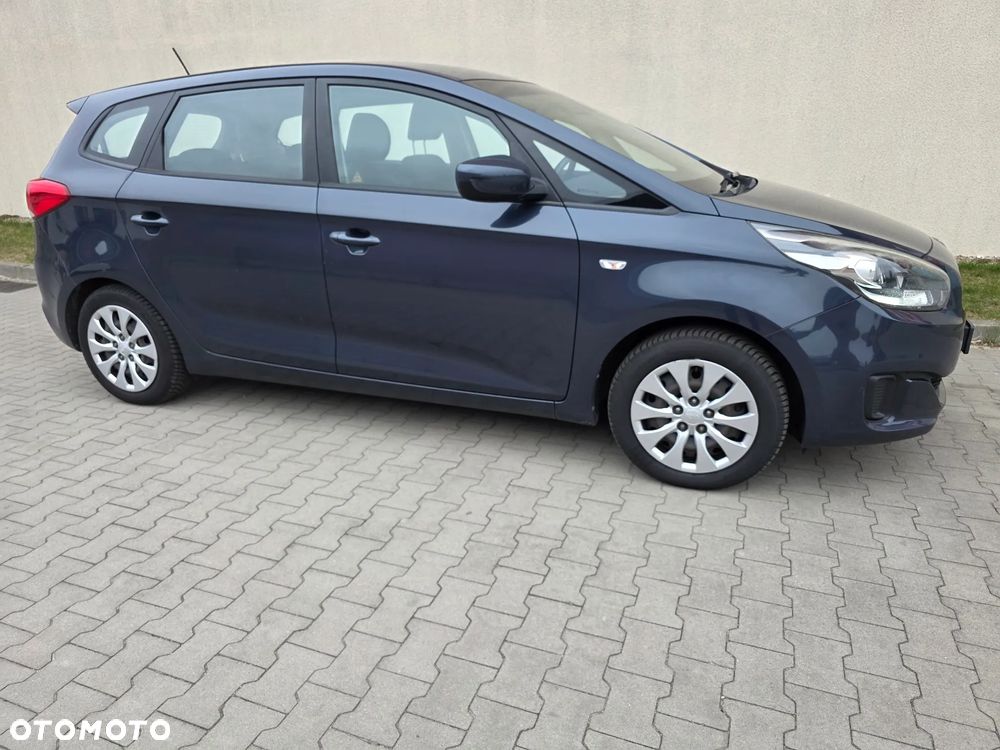 Kia Carens 1.6 GDI Edition 7 - 8
