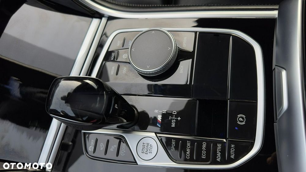 BMW Seria 8 - 40