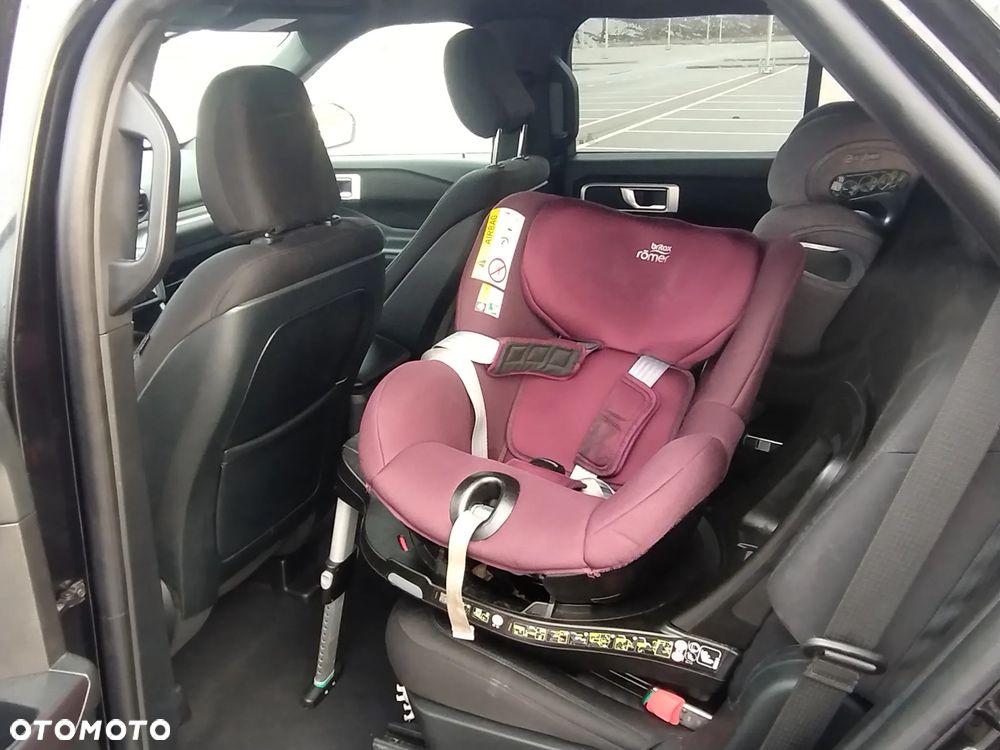 Ford Explorer - 26