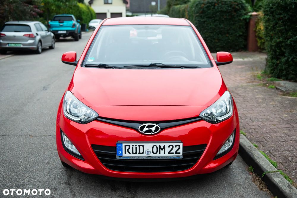Hyundai I20 2012 photo 2