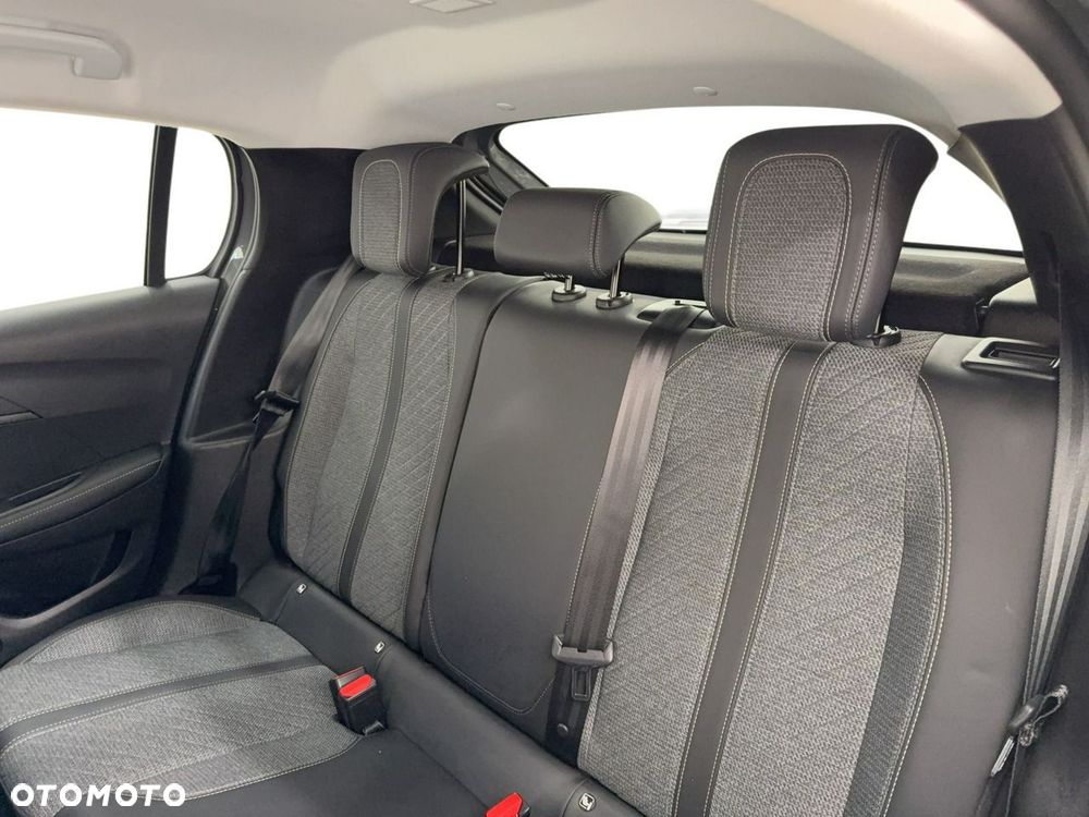 Peugeot 208 1.2 PureTech Allure S&S - 12