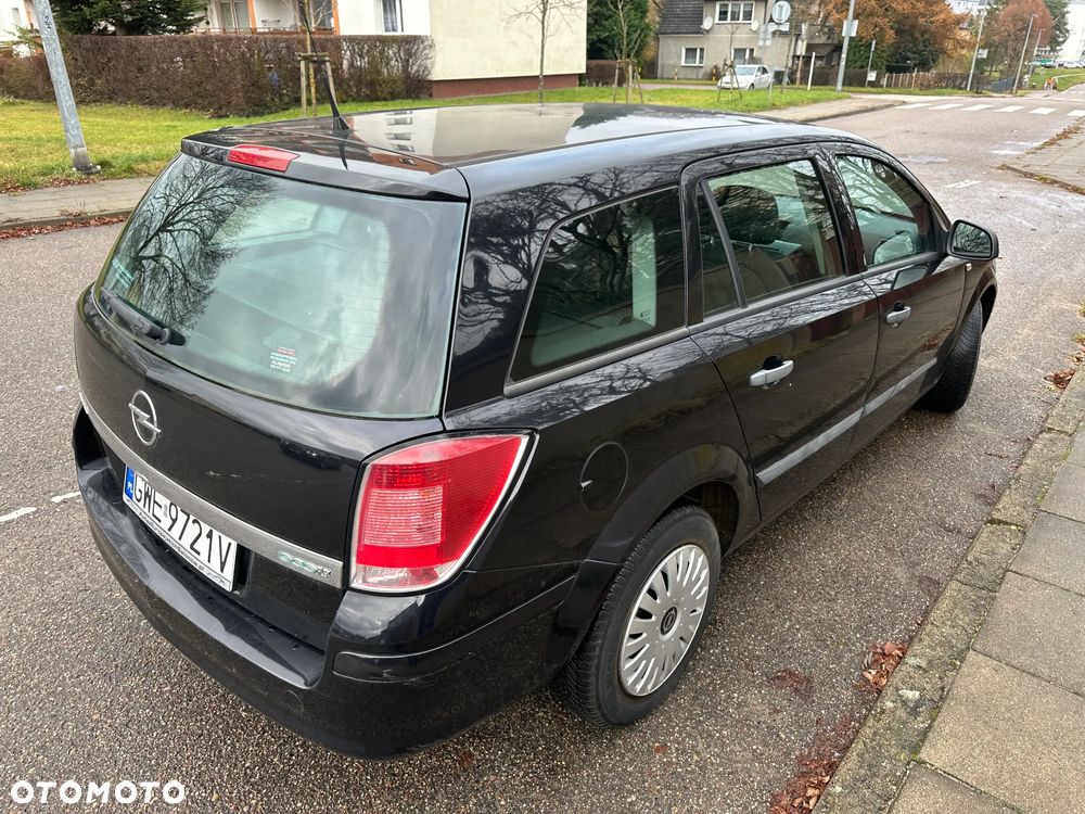 Opel Astra 1.7 CDTI DPF Design Edition - 10