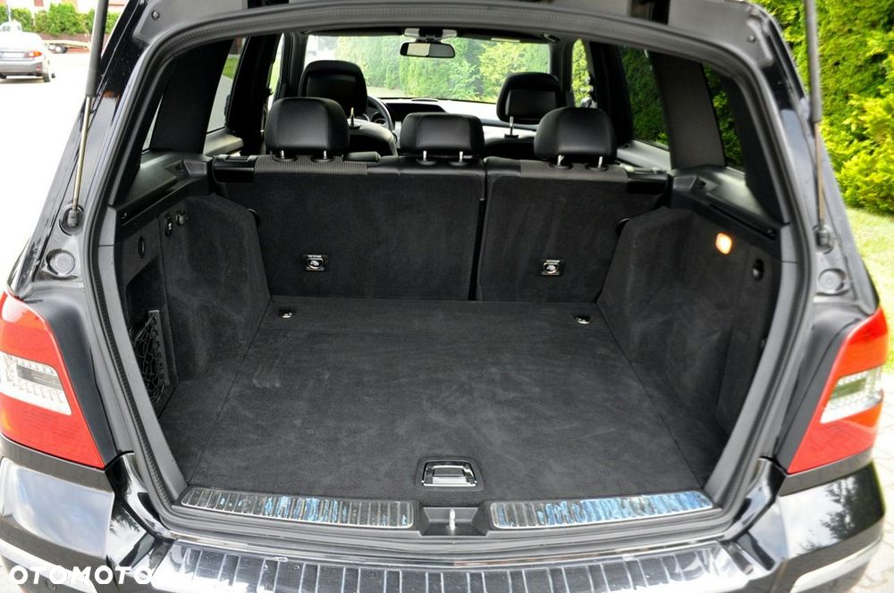 Mercedes-Benz GLK - 37